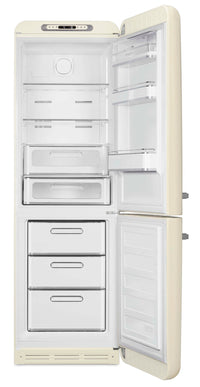 Smeg 11.7 Cu. Ft. Retro Bottom-Freezer Refrigerator - FAB32URCR3|Réfrigérateur Smeg rétro de 11,7 pi3 à congélateur inférieur - FAB32URCR3