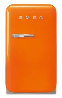 Smeg 1.5 Cu. Ft. Retro Compact Refrigerator - FAB5UROR3|Réfrigérateur compact Smeg rétro de 1,5 pi3 - FAB5UROR3