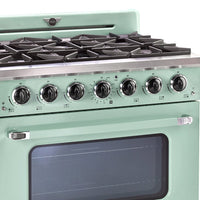 Classic Retro by Unique 36" 5.2 Cu. Ft. 6-Burner Gas Range with Convection - Summer Mint Green - UGP-36CR LG | Cuisinière à gaz Classic Rétro par Unique de 36 po et de 5,2 pi3 à 6 brûleurs avec convection - vert menthe estival - UGP-36CR LG | UG36CRLG