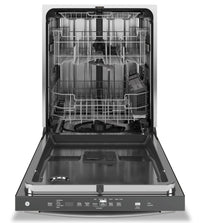 GE 24" 45 dBA Built-In Top-Control Dishwasher with Dry Boost Technology - Stainless - GDT670SYVFS | Lave-vaisselle encastré GE de 24 po et de 45 dBA avec commandes sur le dessus et technologie de séch…