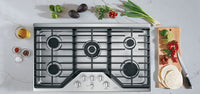 Café 36" Built-In 5-Burner Gas Cooktop - CGP95362MS1|Surface de cuisson à gaz encastrée Café de 36 po à 5 brûleurs - CGP95362MS1|CGP95361