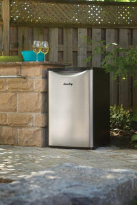 Danby 4.4 Cu. Ft. Outdoor Compact Refrigerator – DAR044A6BSLDBO|Réfrigérateur compact Danby de 4,4 pi3 pour l'extérieur - DAR044A6BSLDBO|DAR044BO