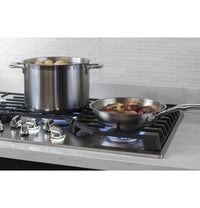 GE Profile™ Series 36" Built-In Gas Cooktop – PGP9036SLSS|Surface de cuisson à gaz encastrée de série GE Profile de 36 po – PGP9036SLSS|PGP9036S