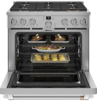 Café 5.75 Cu. Ft. Commercial-Style 6-Burner Dual Fuel Range - C2Y366P2TS1 | Cuisinière hybride Café de style commercial de 5,75 pi3 à 6 brûleurs - C2Y366P2TS1 | C2Y366PS