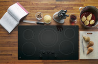 GE 36" Built-In Electric Cooktop - JP3036DLBB | Surface de cuisson électrique encastrée GE de 36 po – JP3036DLBB | JP3036LB