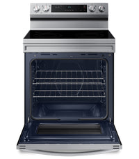 Samsung 6.3 Cu. Ft. Freestanding Electric Range with Wi-Fi - NE63A6111SS/AC | Cuisinière électrique amovible Samsung de 6,3 pi3 avec Wi-Fi - NE63A6111SS/AC | NE63A611