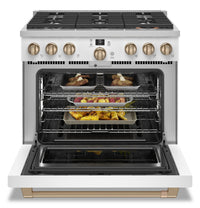 Café 6.2 Cu. Ft. Smart Commercial-Style 6-Burner Gas Range - CGY366P4TW2 | Cuisinière à gaz intelligente Café de style commercial de 6,2 pi3 à 6 brûleurs - CGY366P4TW2 | CGY366TW