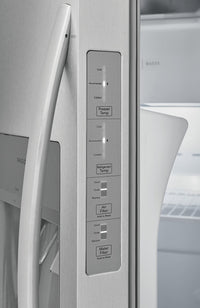 Frigidaire 22.3 Cu. Ft. Side-by-Side Refrigerator - FRSS2323AS | Réfrigérateur Frigidaire de 22,3 pi3 à compartiments juxtaposés - FRSS2323AS | FRSS232S